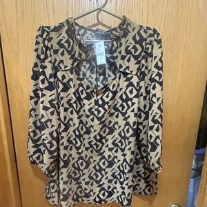 Lane Bryant NWT size 22 long sleeve shirt